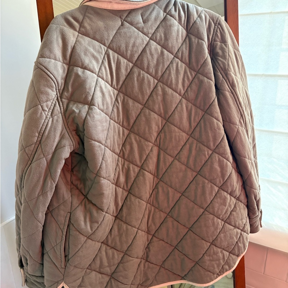 Z Supply Quilted Maya Jacket in Olive - Picture 4 of 4
